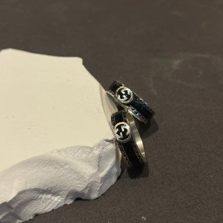 Gucci Interlocking G Black Enamel Band Ring
