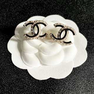 CHANEL Signature Loop CC Stud Earrings