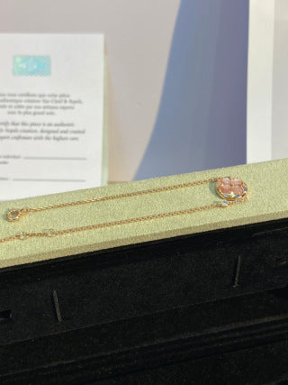 Louis Vuitton Blossom Pearl Medallion Chain Bracelet