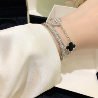 Van Cleef & Arpels Midnight Clover Link Bracelet