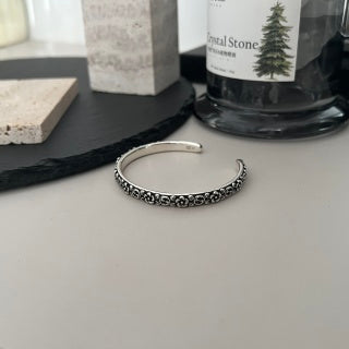 Gucci GG Vintage Engraved Open Cuff Silver Bracelet