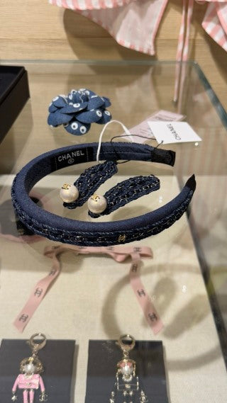 Chanel Navy Tweed Chain Headband – Elegant Luxury Fashion Accessory