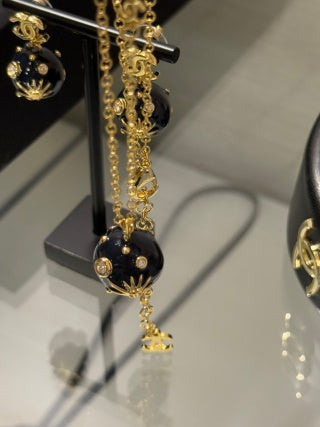 Chanel Black Pearl CC Pendant Necklace – Elegant Luxury Fashion Jewelry