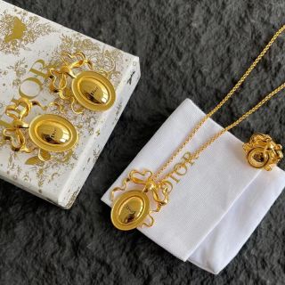 Dior Médaillon Signature Chain Choker Necklace