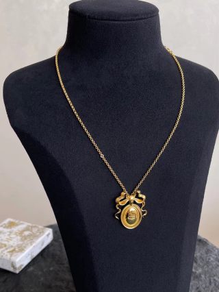 Dior Médaillon Signature Chain Choker Necklace