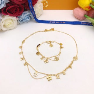 Louis Vuitton Blossom Charm Chain Bracelet