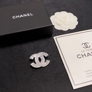 CHANEL Radiant Crystal Edge CC Brooch