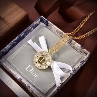 Dior Éclat Medallion Crystal Necklace