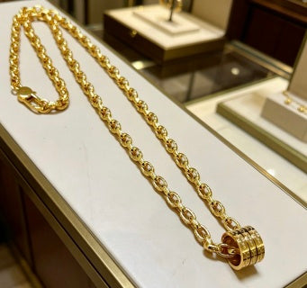 Gucci GG Oval Link Barrel Pendant Necklace