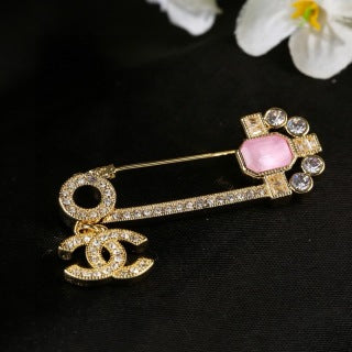 CHANEL Seraphine Pink Accent Safety Pin Brooch