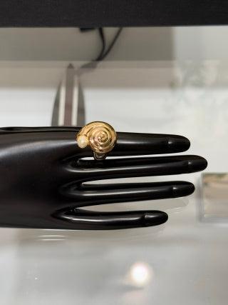 Chanel Gold Spiral Statement Ring – Elegant Luxury Fashion Jewelry