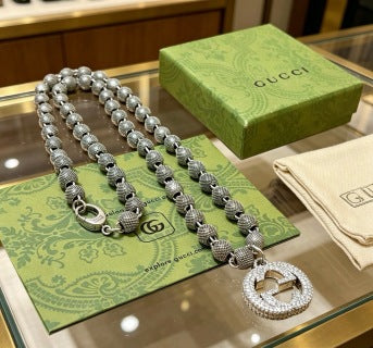 Gucci Interlocking G Beaded Medallion Long Chain Necklace