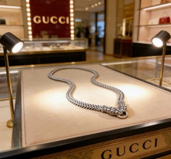 Gucci Interlocking G Snake Chain Link Necklace