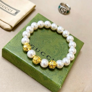 Gucci Interlocking G Pearl Bead Medallion Bracelet