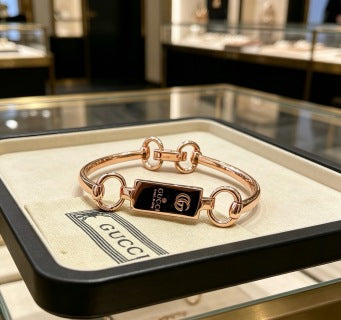 Gucci Interlocking G Link Chain Plaque Cuff Bracelet