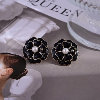 CHANEL Noir Pearl Blossom Stud Earrings