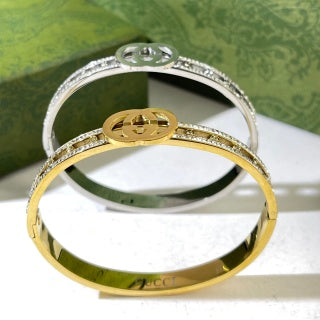 Gucci Interlocking Oval Emblem Pavé Edge Bangle Bracelet