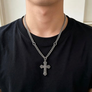 Gucci GG Cross Pendant Chain Necklace