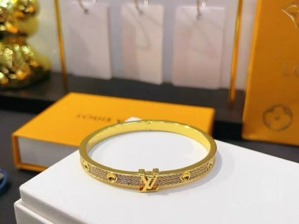 Louis Vuitton Diamond Twist Cuff Bracelet