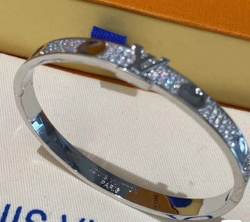 Louis Vuitton Diamond Twist Cuff Bracelet