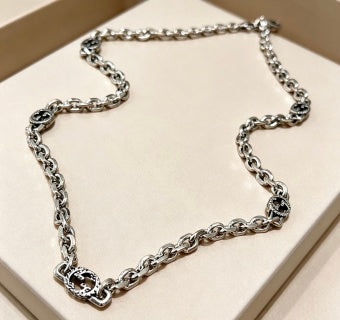 Gucci Interlocking G Oval Link Chain Necklace