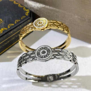 Bvlgari Two Tone Medallion Link Bracelet – Elegant Luxury Jewelry