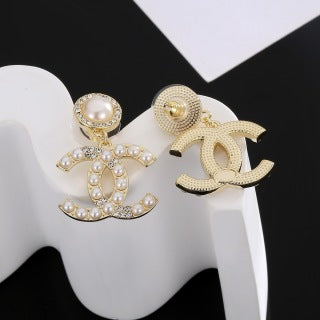 Chanel Pearl CC Drop Earrings – Elegant Luxury Fashion Jewelry