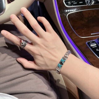 Louis Vuitton Monogram Twisted Link Bracelet