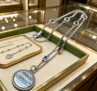 Gucci Interlocking G Medallion Logo Chain Necklace