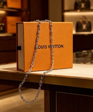 Louis Vuitton Essential Link Chain Necklace