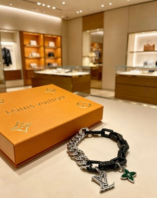 Louis Vuitton Monogram Butterfly Contrast Link Bracelet