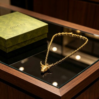 Gucci Horn Pendant Minimal Chain Necklace