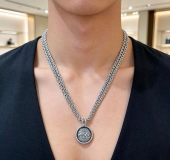 Gucci Round Medallion Logo Pendant Chain Necklace