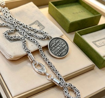 Gucci Round Medallion Logo Pendant Chain Necklace