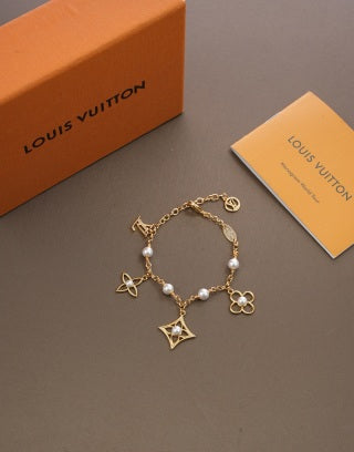 Louis Vuitton Blossom Pearl Charm Bracelet