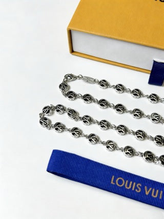 Louis Vuitton Monogram Pearl Link Necklace