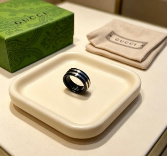Gucci GG Black Ceramic Dual Stripe Band Ring