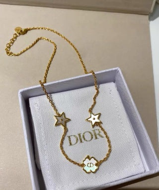 Dior Étoile Floral Charm Necklace
