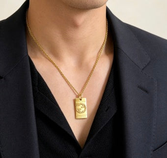 Gucci Vintage Crest Gold Plaque Pendant Necklace