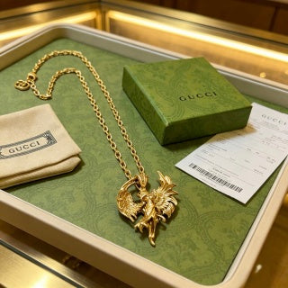 Gucci Lion Head Medallion Gold Pendant Necklace