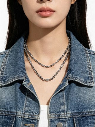 Louis Vuitton Arrow Link Chain Necklace