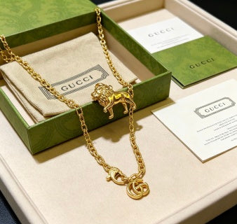 Gucci GG Lion Head Pendant Gold Chain Necklace