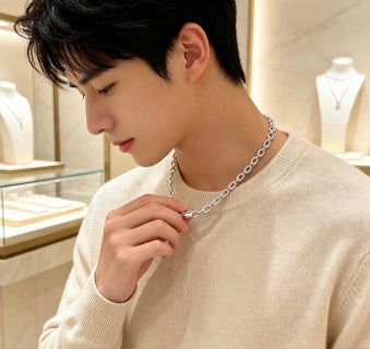Gucci GG Interlocking Oval Link Silver Chain Necklace