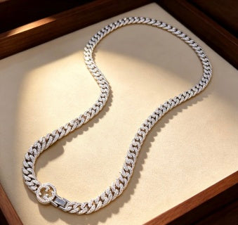 Gucci GG Cuban Link Silver Chain Necklace