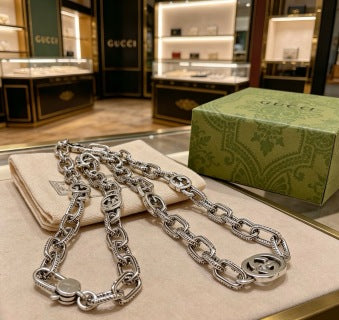 Gucci GG Engraved Oval Link Chain Necklace