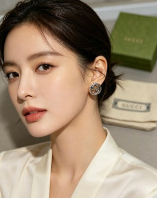 Gucci Interlocking G Round Stud Earrings